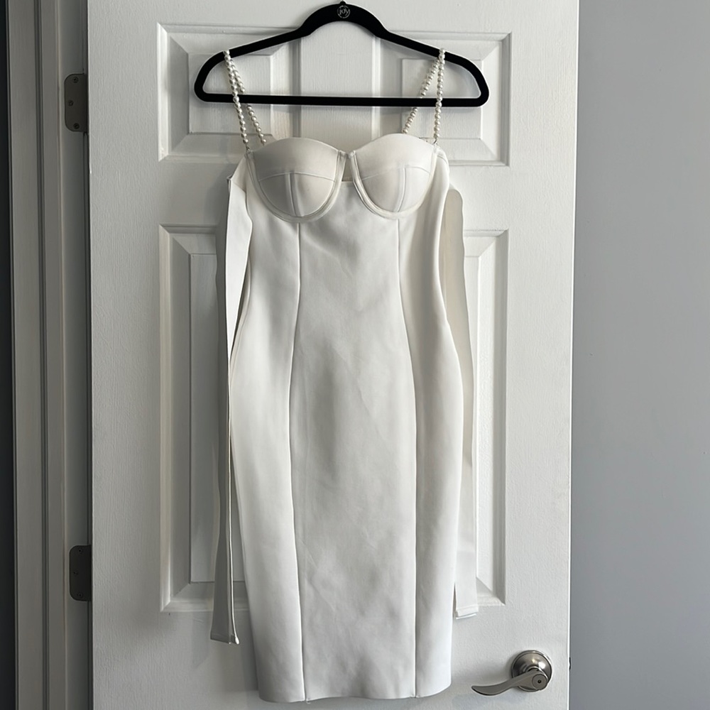 Catwalk Connection Tori White Midi Dress - Picture 2 of 5